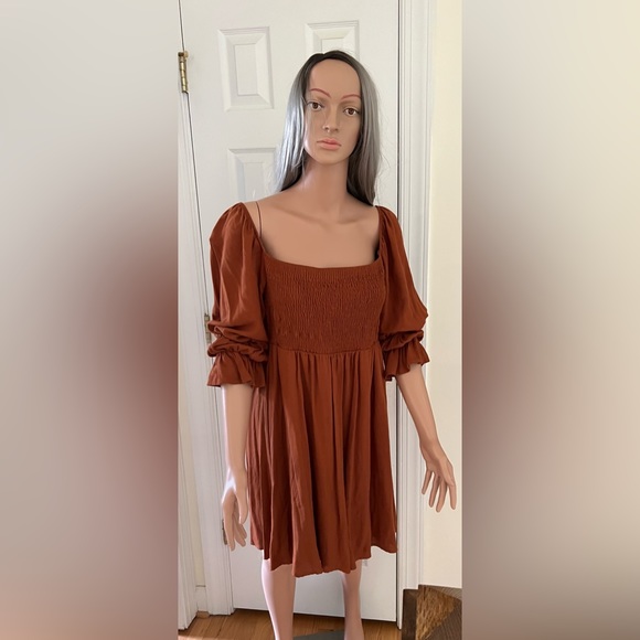 Peach Love California Dresses & Skirts - Peach Love of California EUC smocked top rust dress Sz M. It is lined.